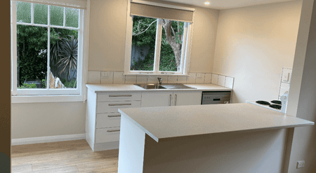 Family Home in the CBD! Walk to town! - Photo 5