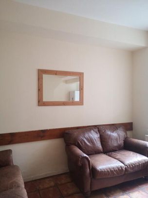 6 Agincourt Street, Belfast, BT7 1RB - Photo 1