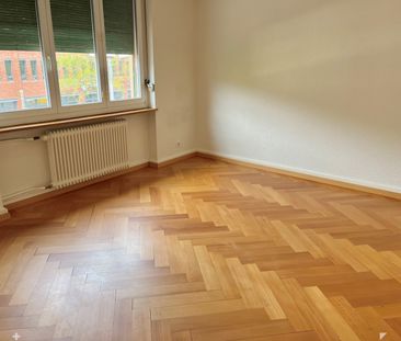 Biel, 2.5-Zimmer-Wohnung mit zwei Balkonen an Aarbergstrasse 86 - Photo 2