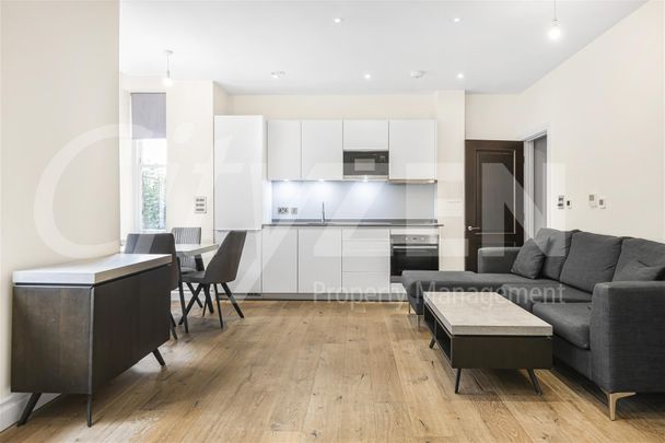 Kensington High Street, London - Photo 1