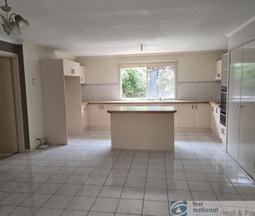 9 Pater Close, Narre Warren - Photo 4