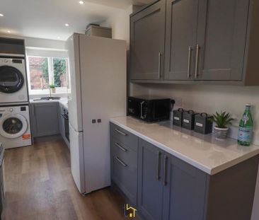 1 bedroom in a house share to rent - Photo 5