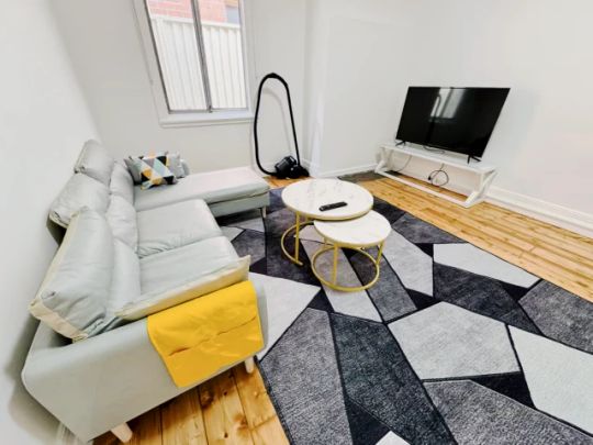 14 Burce St, Sydney - Photo 1