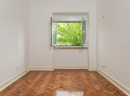 Alvalade, Lisbon - Photo 3