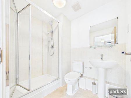 2 bedroom apartment to rent - Photo 5