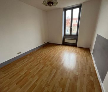 Location Appartement 2 pièces 45m² ST CHAMOND 42400 - Photo 1