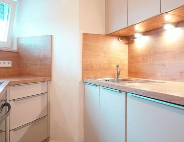 2 Zimmer-Wohnung mit Einbauküche und Balkon in Wandsbek - Foto 1