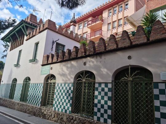 1 bedroom luxury penthouse for rent in Barcelona, Spain - Photo 1