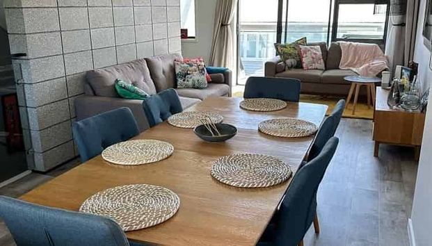 Modern Townhouse in Western Springs - Photo 1