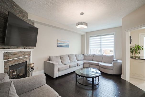 For Lease - 2353 Woodcrest Drive, Oakville, Ontario - Photo 1