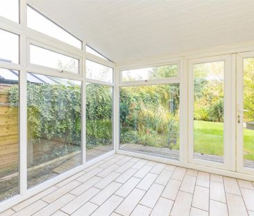 4 bedroom detached house to rent - Photo 2
