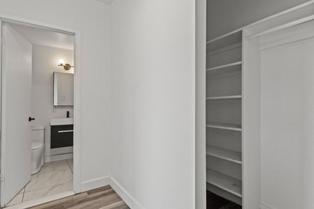 2900 Chemin de la Côte-de-Liesse, Montréal, QC - Photo 4