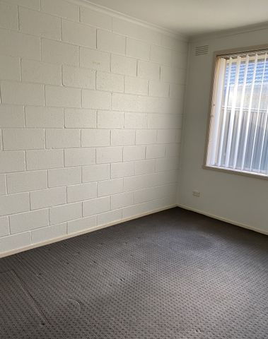 Two bedroom unit - Photo 5