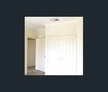 31 McClares Road, Vermont, Vic 3133 - Photo 1