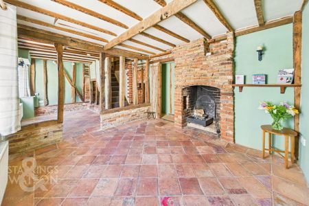 2 bedroom cottage to rent - Photo 2