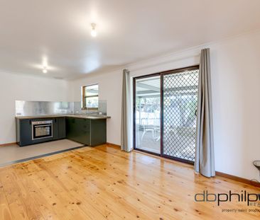 Bright, Fresh & Move-In Ready! - Photo 4