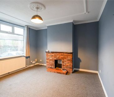 2 bedroom end of terrace house to rent - Photo 1