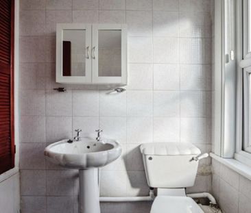 Penge Road, Croydon, SE20 7 - Photo 6