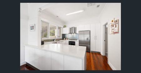 UNFURNISHED: Stunningly Renovated & Available NOW! - Photo 5