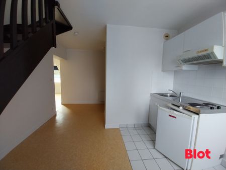 Location Appartement 2 pièces 45m² CHARTRES DE BRETAGNE 35131 - Photo 3