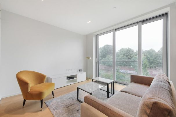 3 bedroom flat to rent - Photo 1