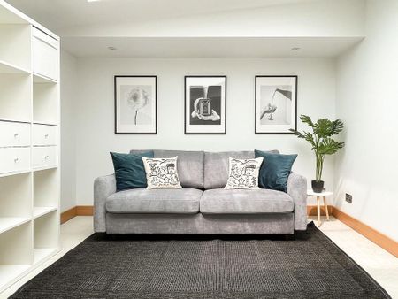 2 bedroom serviced apartment to rent - Photo 5