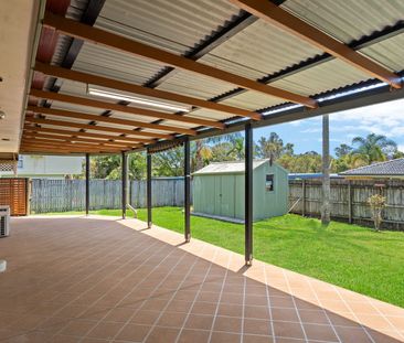 A SUMMER STUNNER - ENTERTAIN, RELAX & LIVE YOUR BEST LIFE - Photo 4