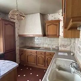 Appartement à louer 4 pièces 77m² - Photo 3