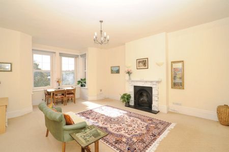 Wykeham Road, HASTINGS - Photo 2