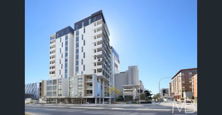 SOPHISTICATED CONTEMPORARY LIVING WITH UNBEATABLE URBAN CONVENIENCE - Photo 3