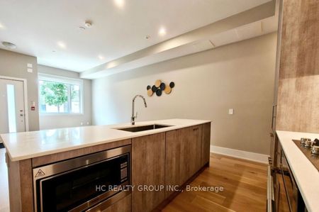 For Lease - 270 Davenport Road Unit# Unit 11, Toronto, Ontario - Photo 5