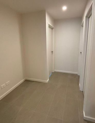 Brand NEW TWO bedder Apartment in Melrose Park Village - Photo 3