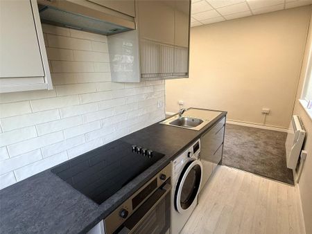 2 bedroom apartment to rent - Photo 2