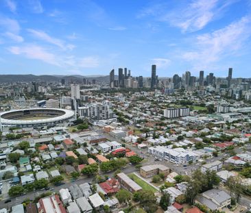 2/481 Vulture St E, East Brisbane - Photo 1