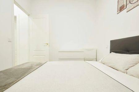 Piso de alquiler en N/a, Ibiza de Madrid - Photo 4