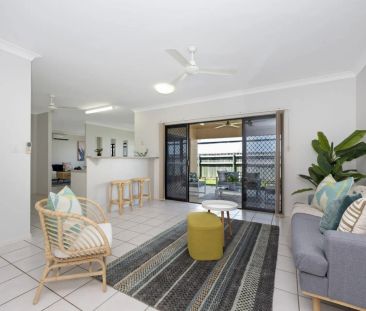 Comfortable Family Living - Photo 4