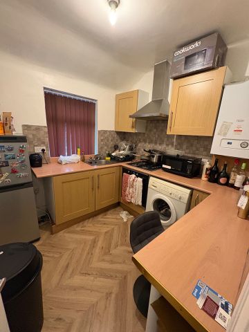 1 Bed Flat, Kensington Road, M21 - Photo 5