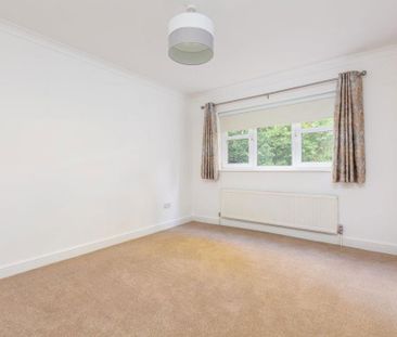 3 bedroom apartment to rent - Photo 3
