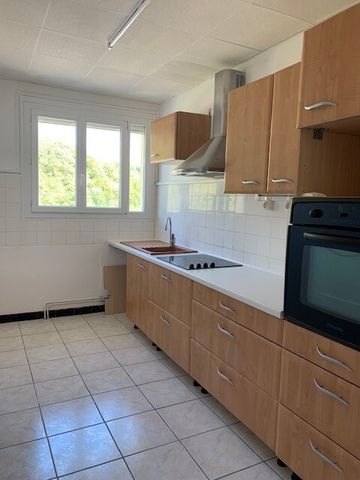 Appartement Le Chambon-Feugerolles - Photo 5