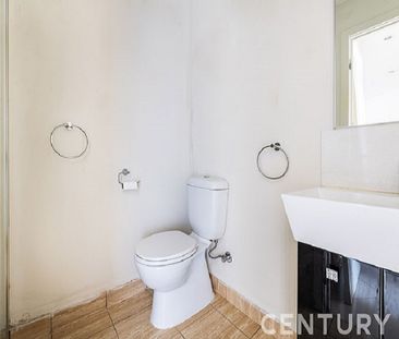 One Bedroom Apartment in Dandenong - Photo 2