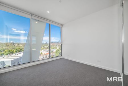 706/33 Racecourse Road, North Melbourne - Photo 2