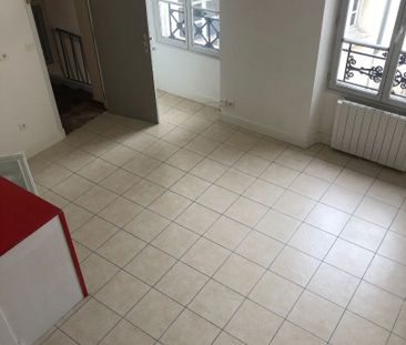 Appartement Versailles 2 pièces en duplex 31.65 m2 - Photo 3