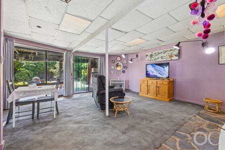 Open the Door to Family Space and Everyday Comfort - Photo 4