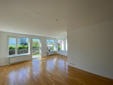 Välplanerad villa i barnvänligt område - Photo 4