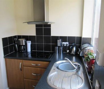 2 bedroom house to rent - Photo 2