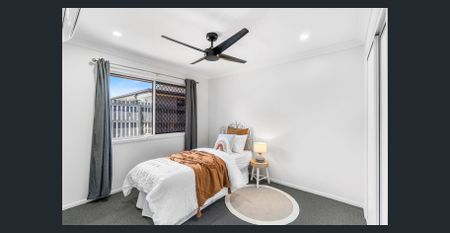 Bucasia home with solar - Photo 5