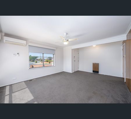 8 Morrish Road, Shepparton, Vic 3630 - Photo 3