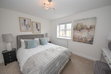 2 bedroom end of terrace house to rent - Photo 5