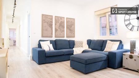 madrid, Community of Madrid 28020 - Photo 2