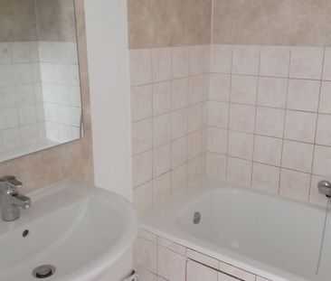 Appartement 1 pièces 25m2 REIMS 360 euros - Photo 3
